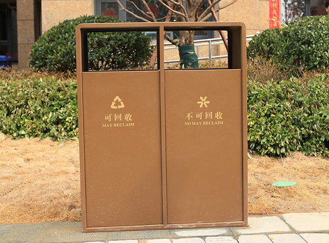 分類(lèi)垃圾桶